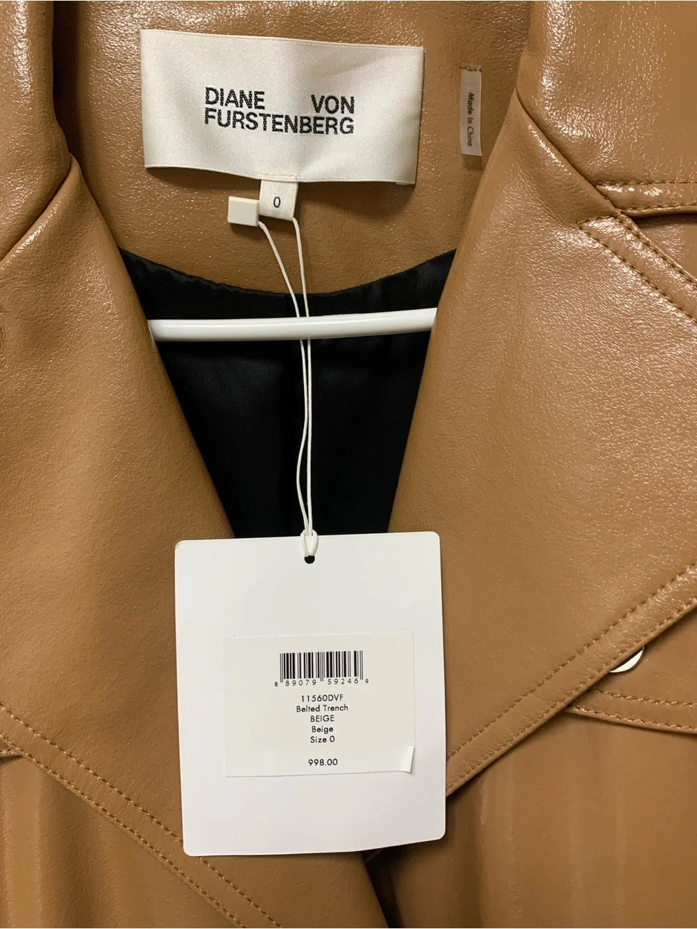 Diane Von Furstenberg Women's Tan Faux-Leather Trench Coat w/Striped Belt Sz. 0 - Picture 5 of 10